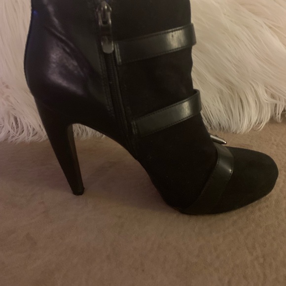 “Sam and Libby” - Picture 2 of 2